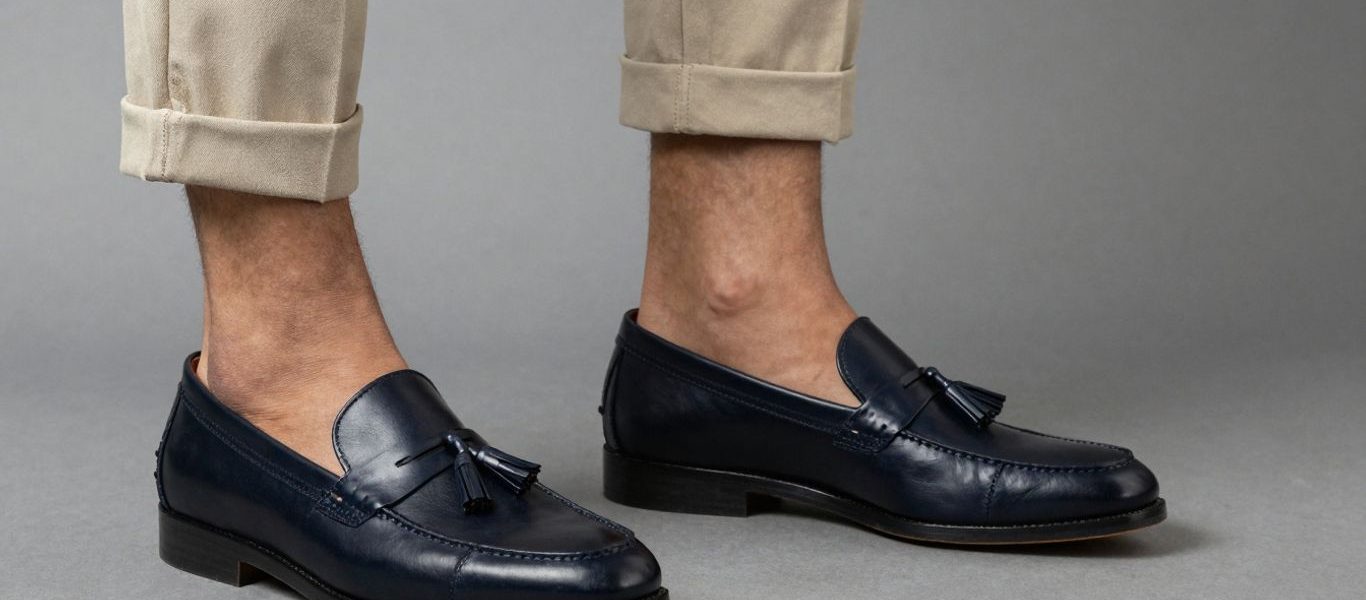 Tassel loafers with cropped pants outfit.